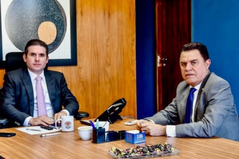 Wilson Santiago prestigia anúncio de Hugo Motta para a Presidência da Câmara: “Competência para exercer o cargo”